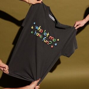 Cody's Run Club Graphic Tee‎ Fun Colorful Print Charcoal Short Sleeve T-Shirt XL